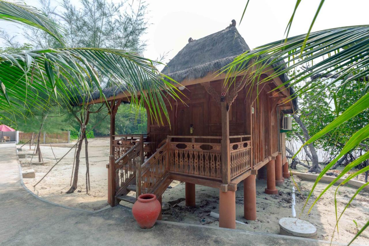 Bintan Exotica Resort By Waringin Hospitality Berakit Exterior photo