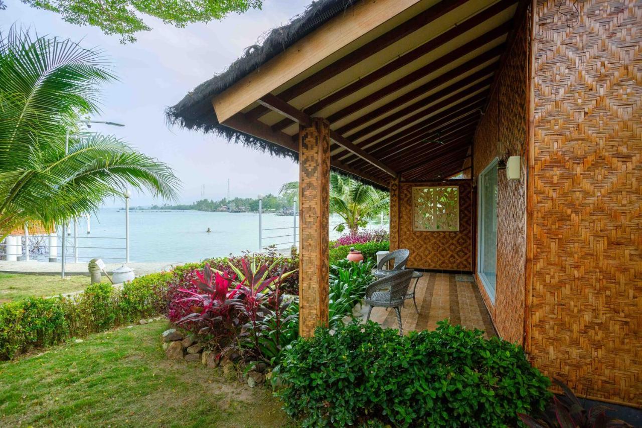 Bintan Exotica Resort By Waringin Hospitality Berakit Exterior photo