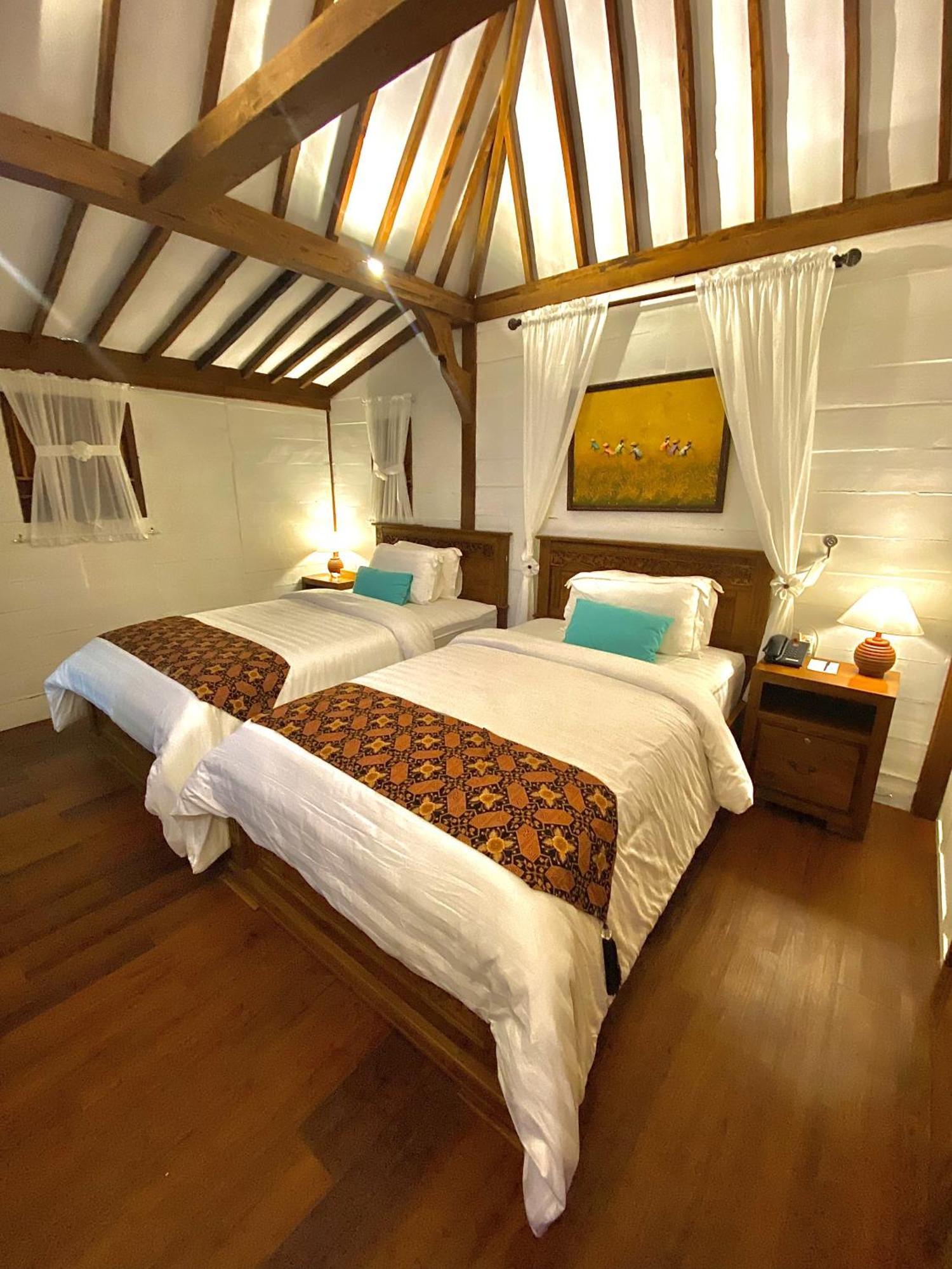 Bintan Exotica Resort By Waringin Hospitality Berakit Exterior photo