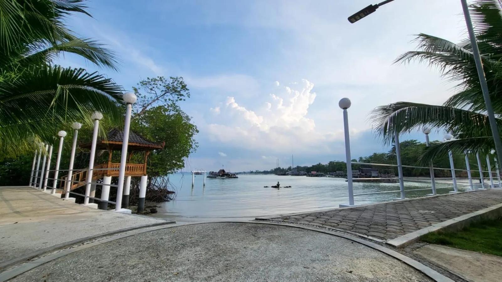 Bintan Exotica Resort By Waringin Hospitality Berakit Exterior photo